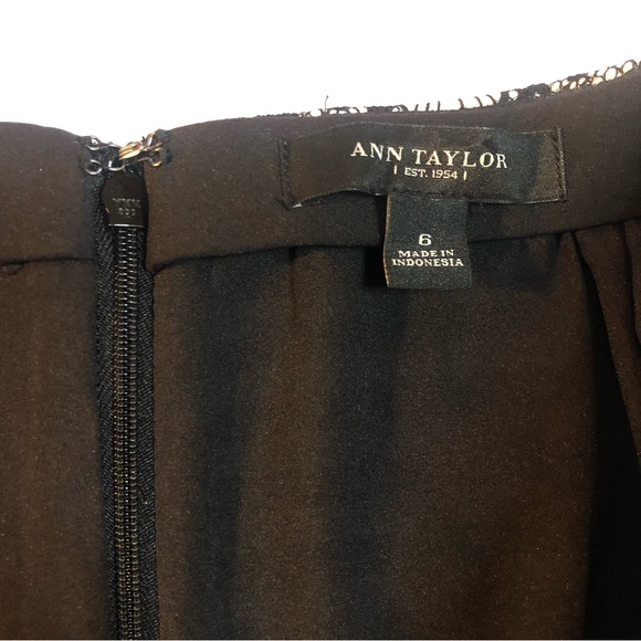 Ann Taylor Lace & Stripes Black & White Trumpet Skirt 6 - Picture 8 of 9